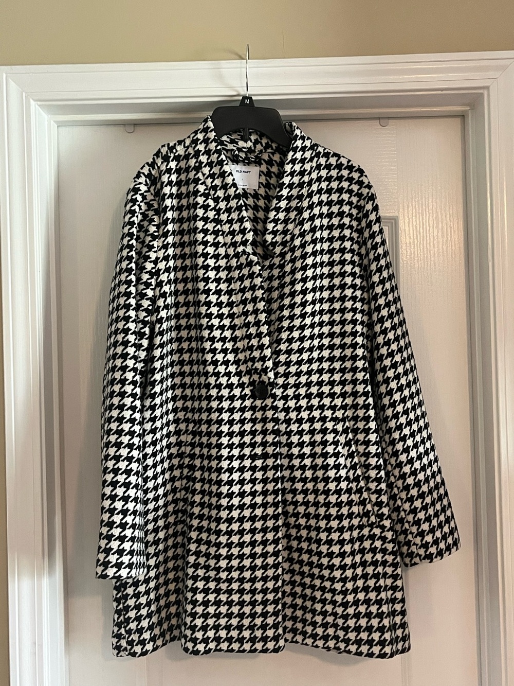 Old Navy Black & White Houndstooth Pea Coat